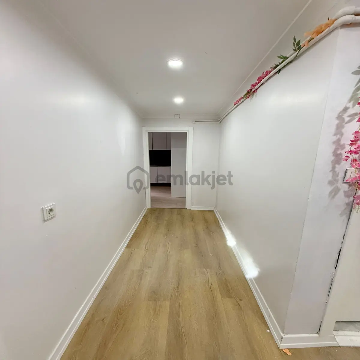 Bahçeşehir Lokasyonunda 3+1 Satılık Daire - 8