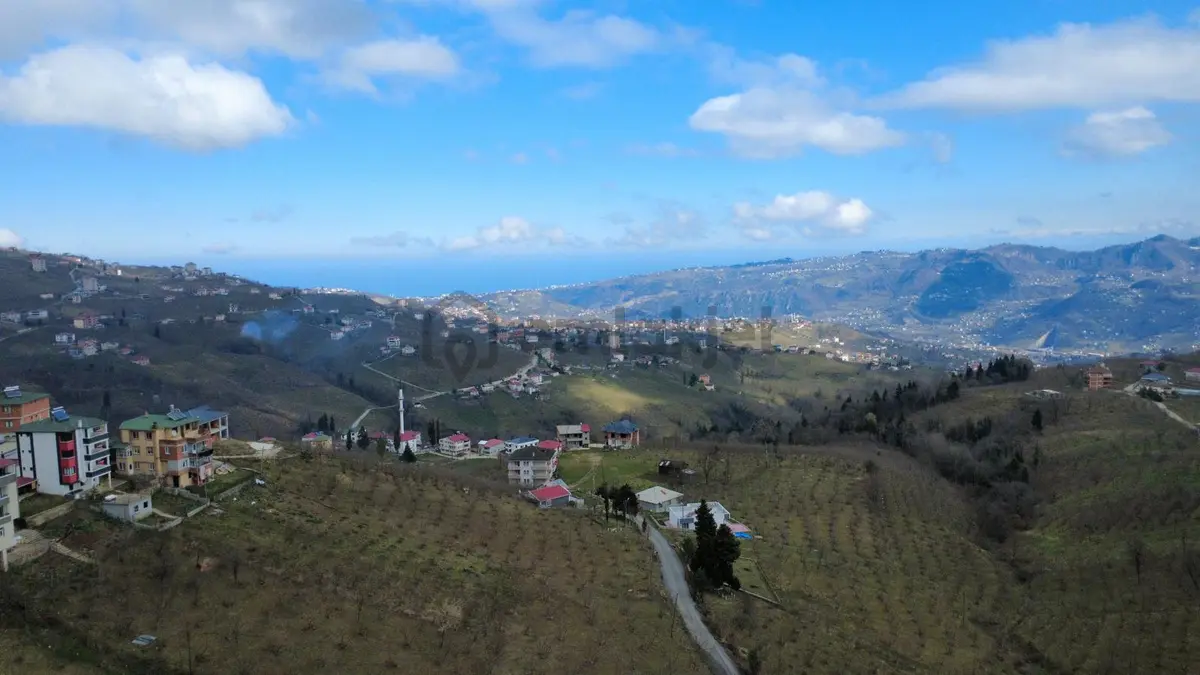 Trabzon'da Satılık Arazi - 11