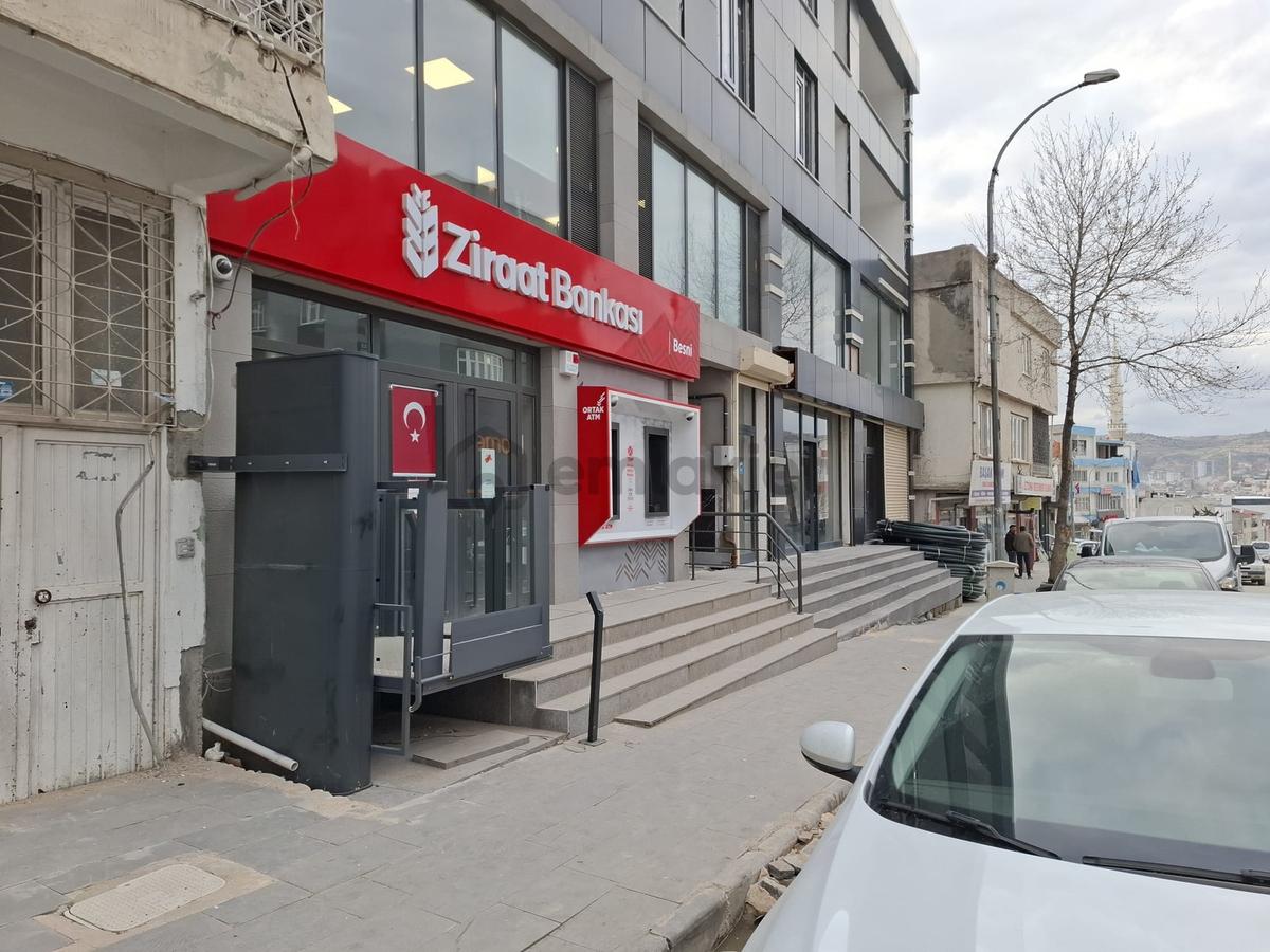Hakev'den Atatürk Caddesinde Satılık Yeni Yapı 2 Katlı İş Yeri - 12