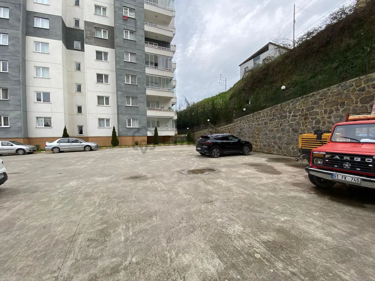 Trabzon Kaşüstü'nde Satılık Dükkan - 14