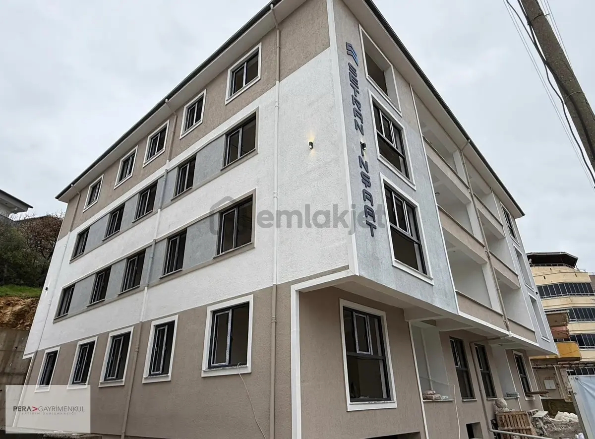 Pera'dan Seramik Mah'de Satılık 2+1/1+1 Daireler - 4