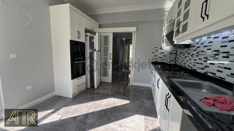 Çağlayan 'da Site İçinde 3+1 Pazarlıklı - 2
