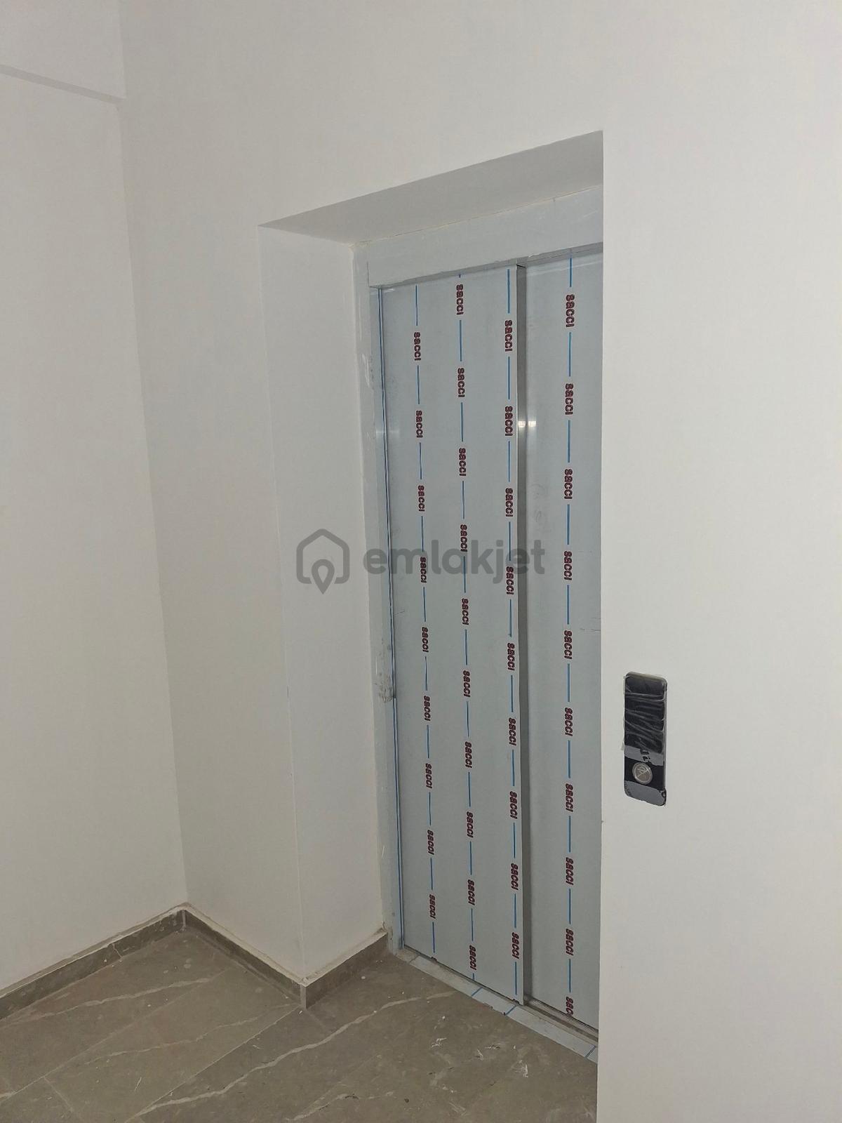 Kuşadası Ege Mahallesinde Satılık 1+1 Daire - 33