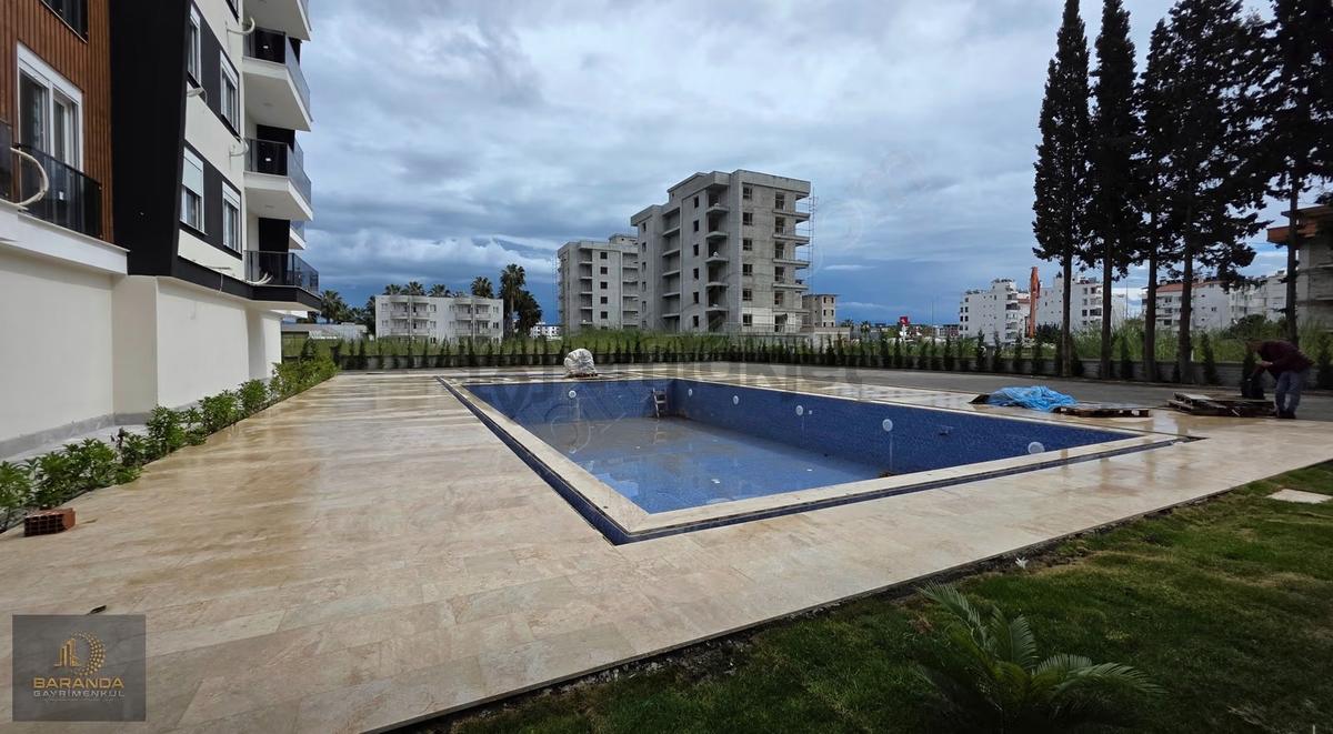 Kum Mahallesi Havuzlu Site İçinde Satılık 1+1 Daire - 24
