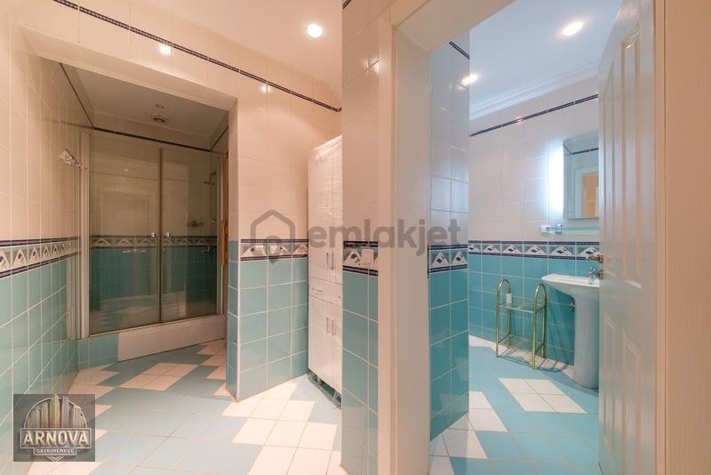 Alacaatlı Belkız Sokakta Müstakil Site Düzeninde Satılık Villa - 31