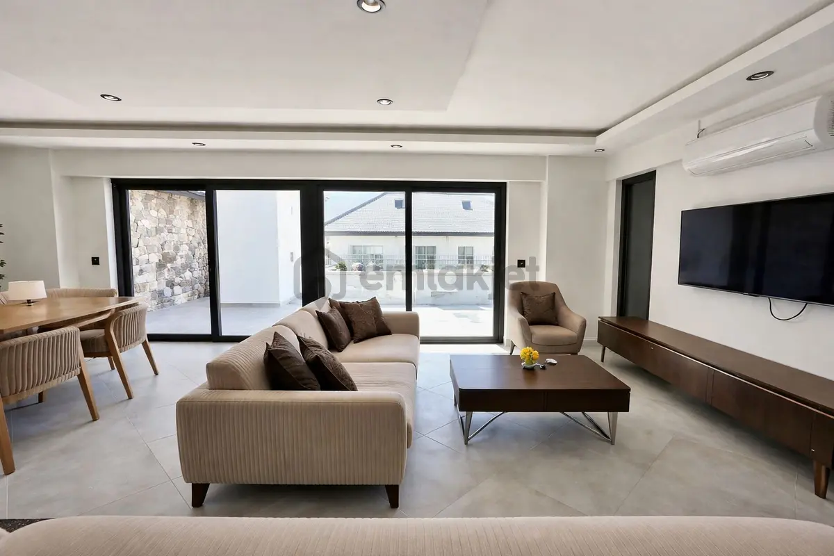Faralya'da Deniz Manzaralı Lüks Villa - 8