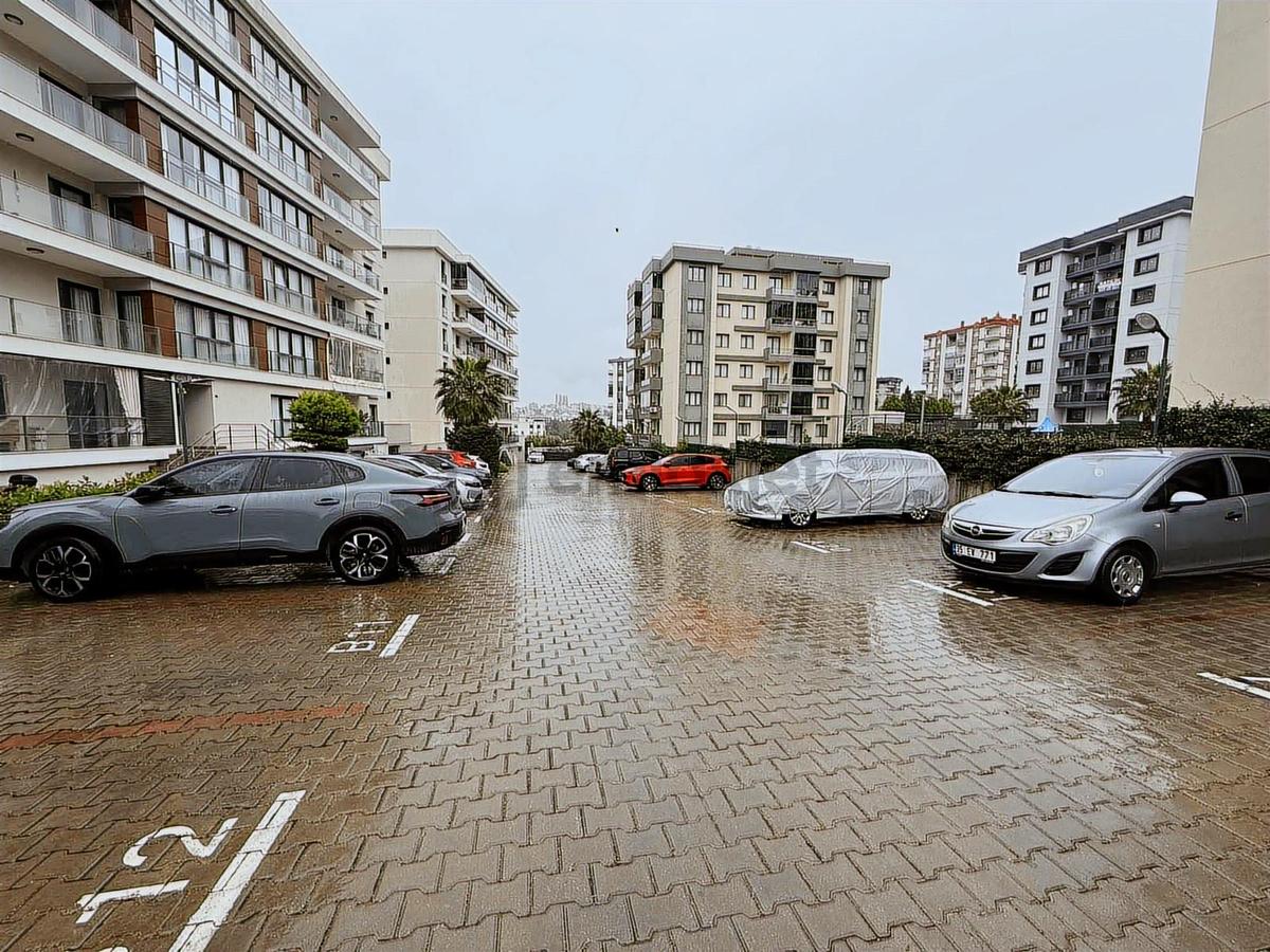 Vizyon35 Sitesi'nde Ebeveyn Banyolu Özel 2+1 Satılık Daire - 12