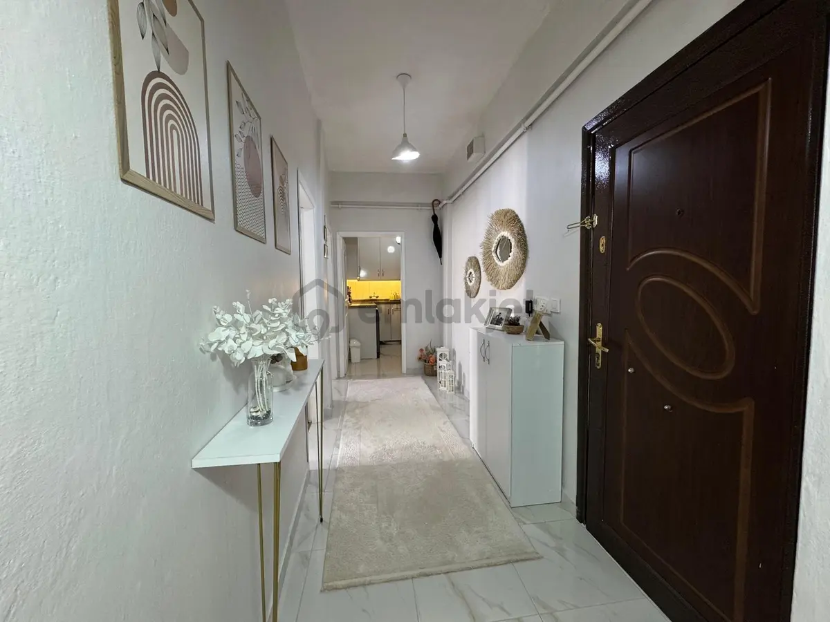 Küçükçekmece Yeşilova Mahallesi Satılık 2+1 - 26