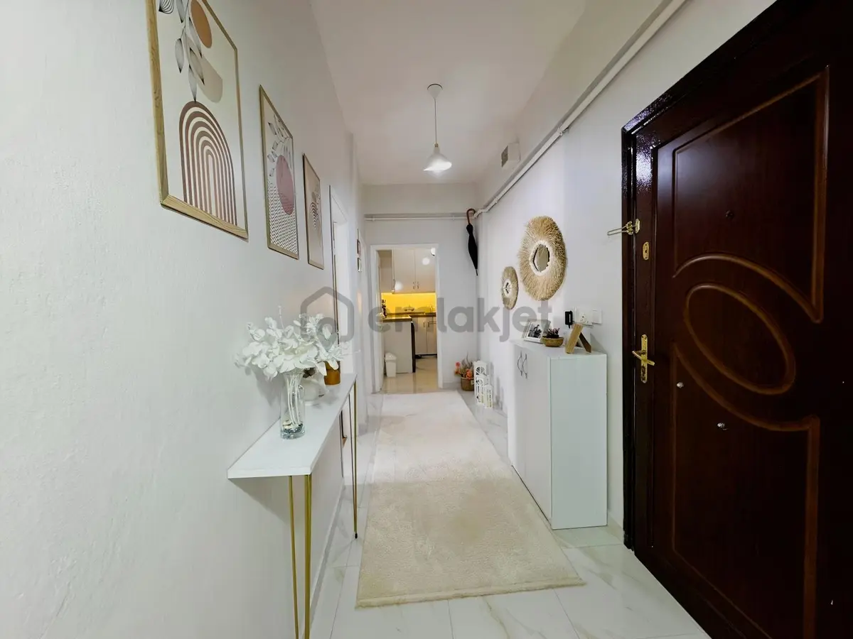 Küçükçekmece Yeşilova Mahallesi Satılık 2+1 - 32