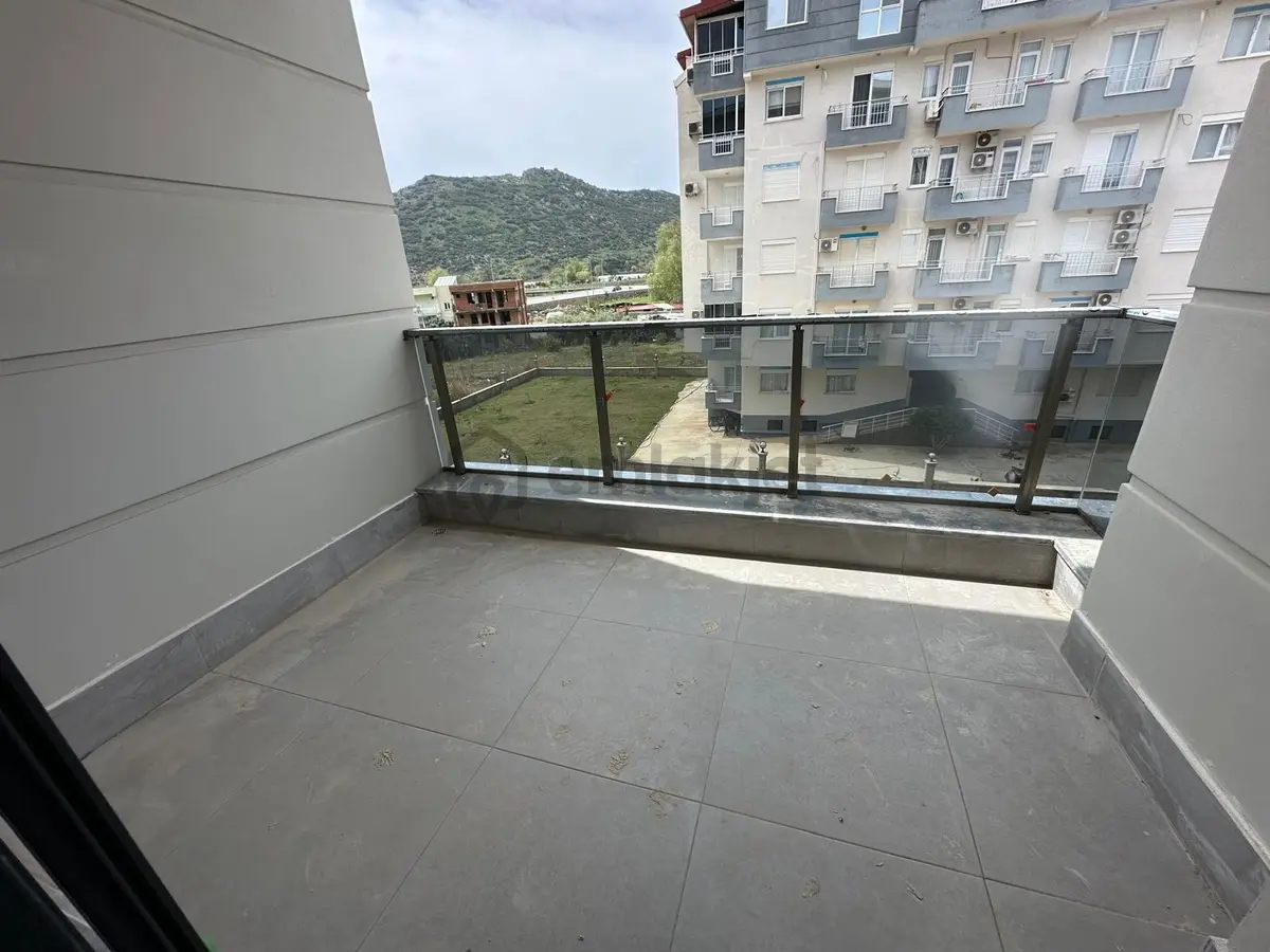 Batı Cephe Havuz Manzaralı 2+1 Daıre - 11