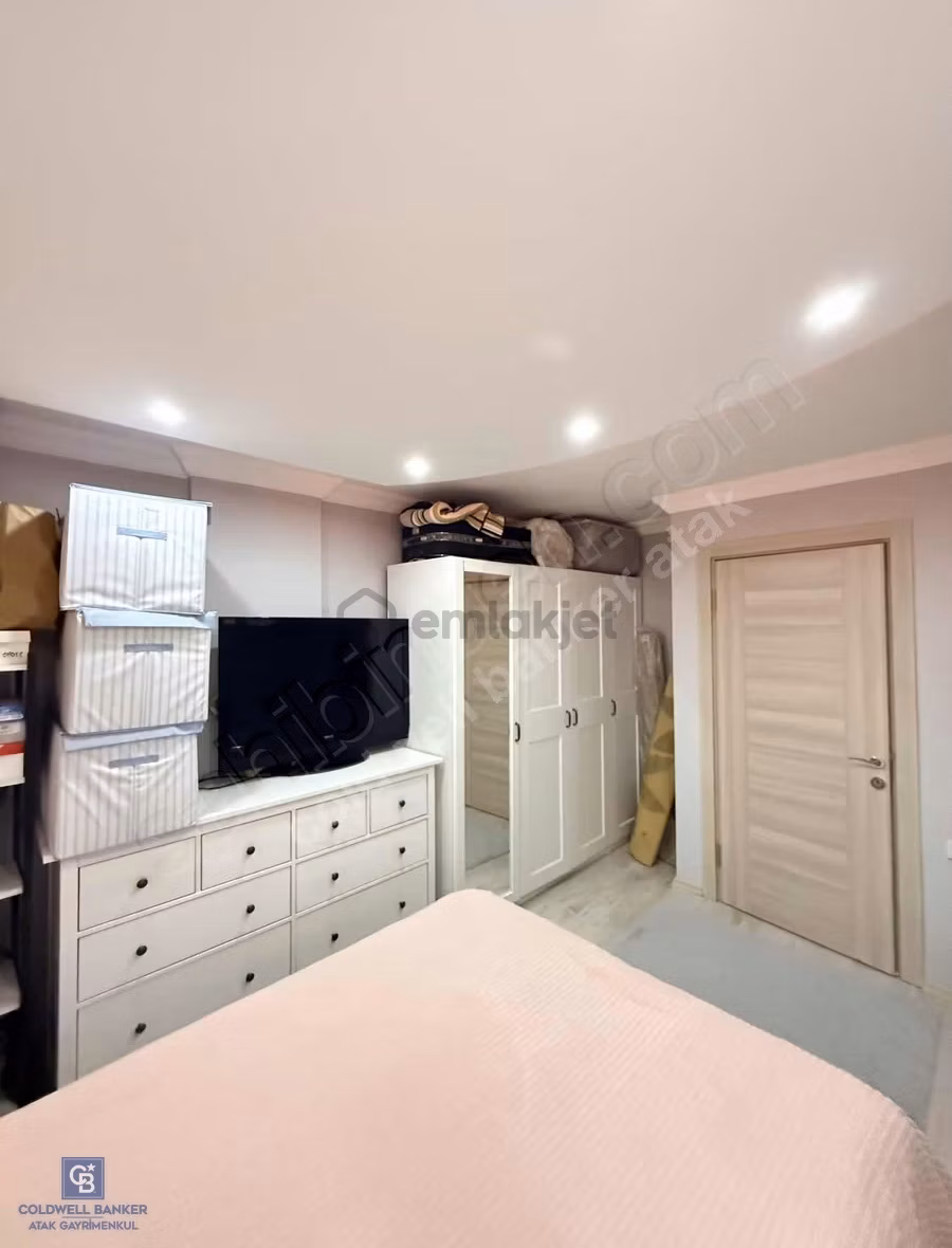 Menderes Caddesi Üzerinde 2+1 Masrafsız Temiz Daire - 23