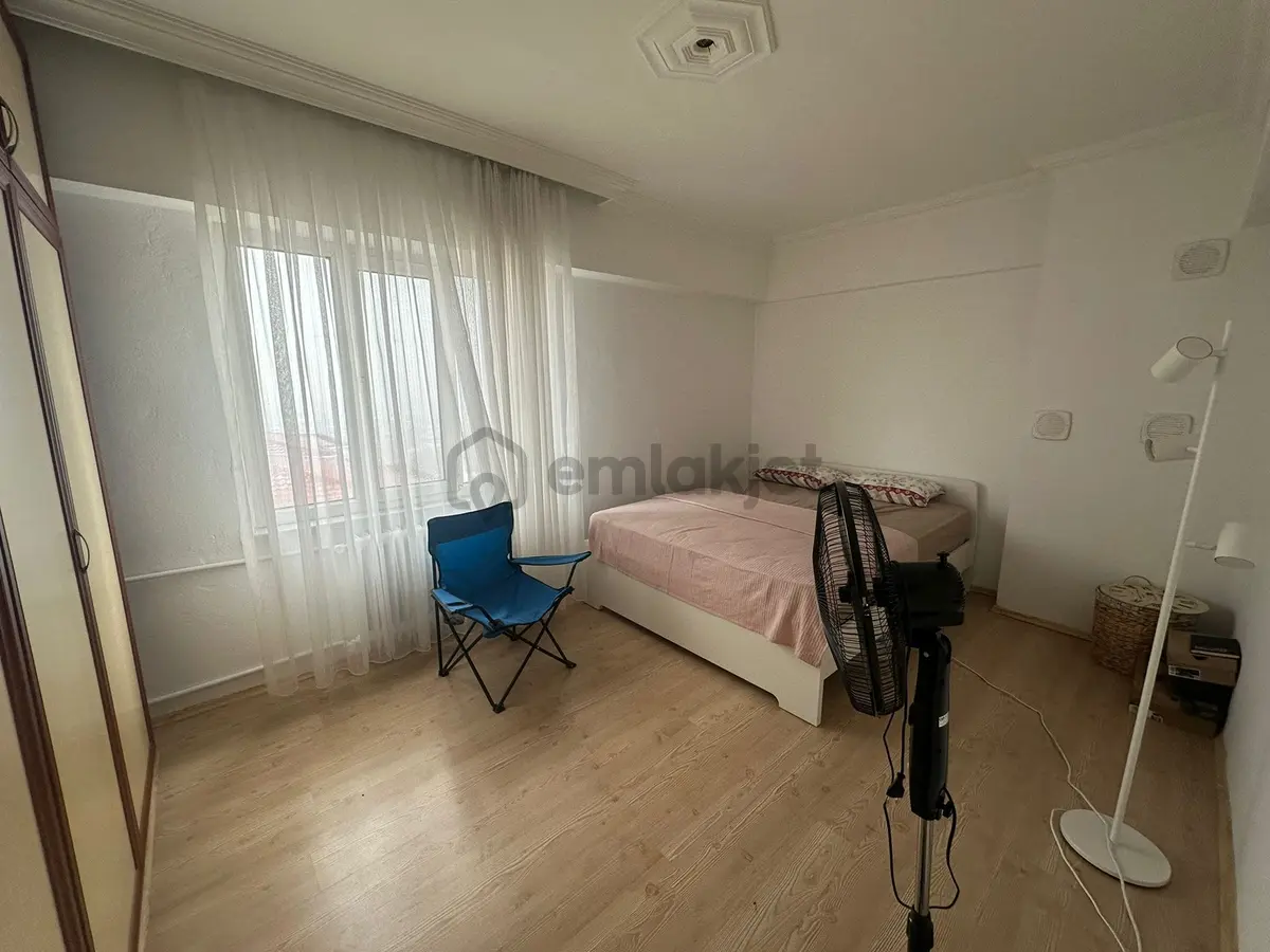 Sitelerde Site İçinde Satılık Eşyalı 3+1 Fırsat Daire - 4