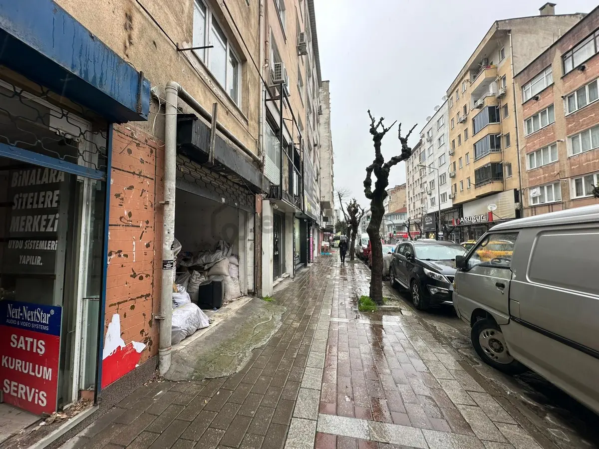 Dialog Prestij Gazcılar'da Kiralık 2 Adet Dükkan - 2