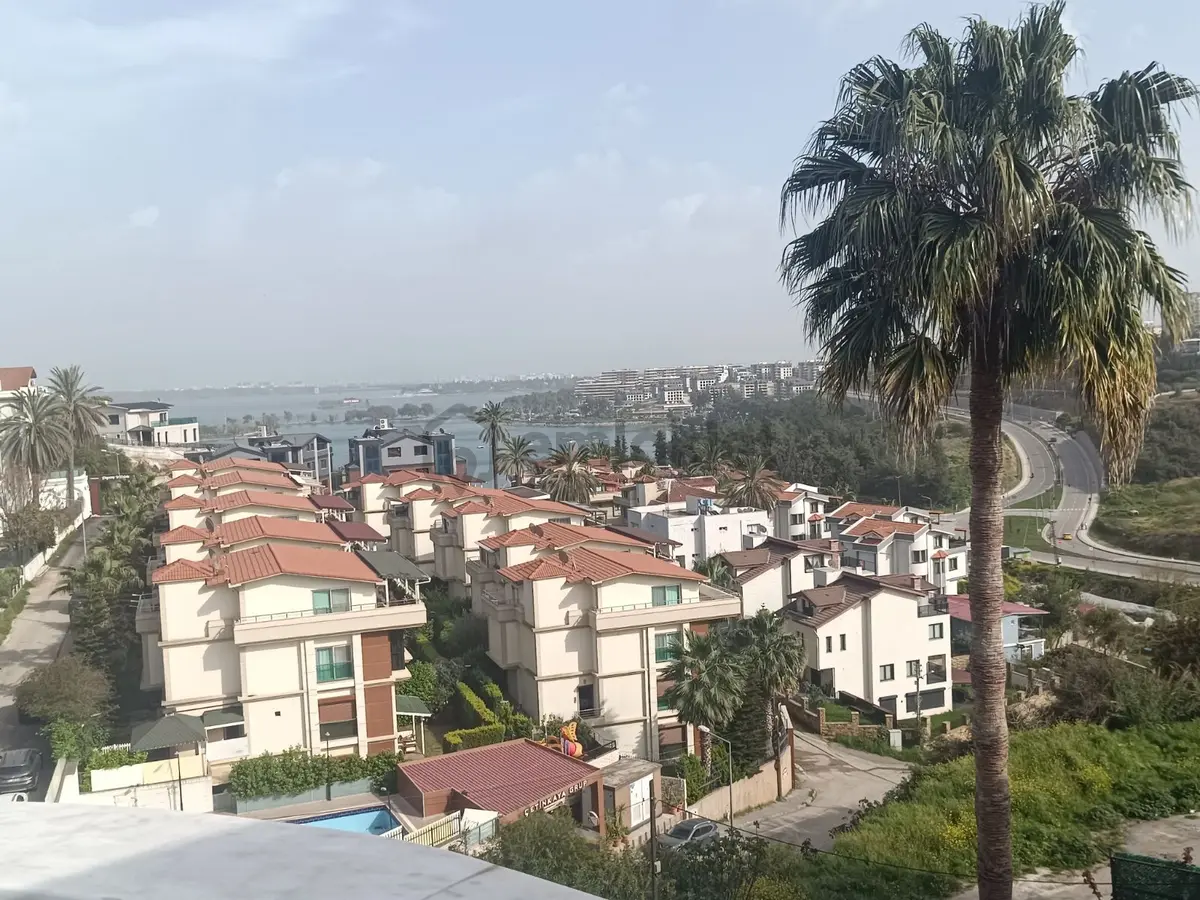 Göl Manzaralı Kaçmaz Fiyat 4+1 - 8