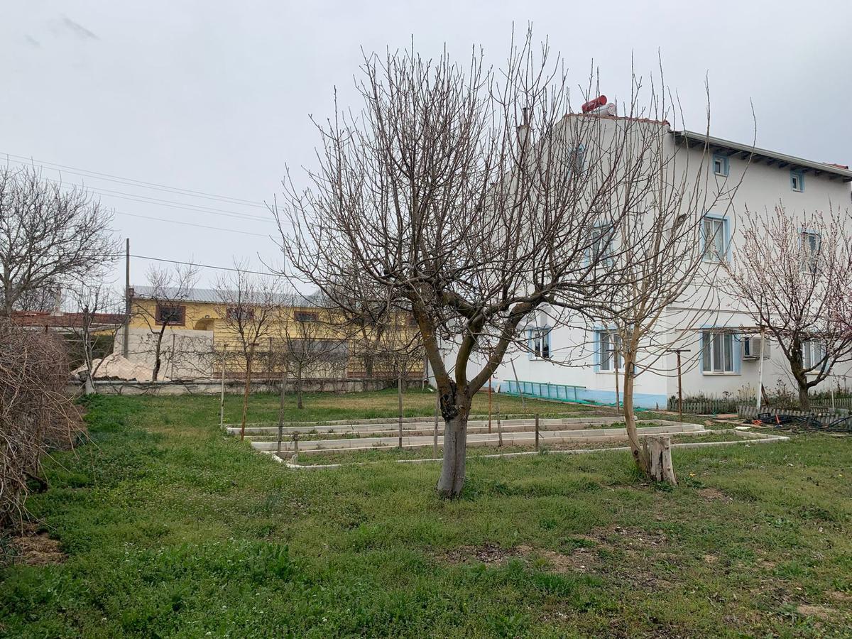İmişehir Köy İçi, Köşebaşı 3 Katlı Ev - 16