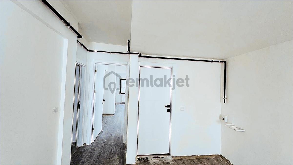 Remax / Can Baydır / Bahçelievler 105m2 Kiralık Ofisler - 5