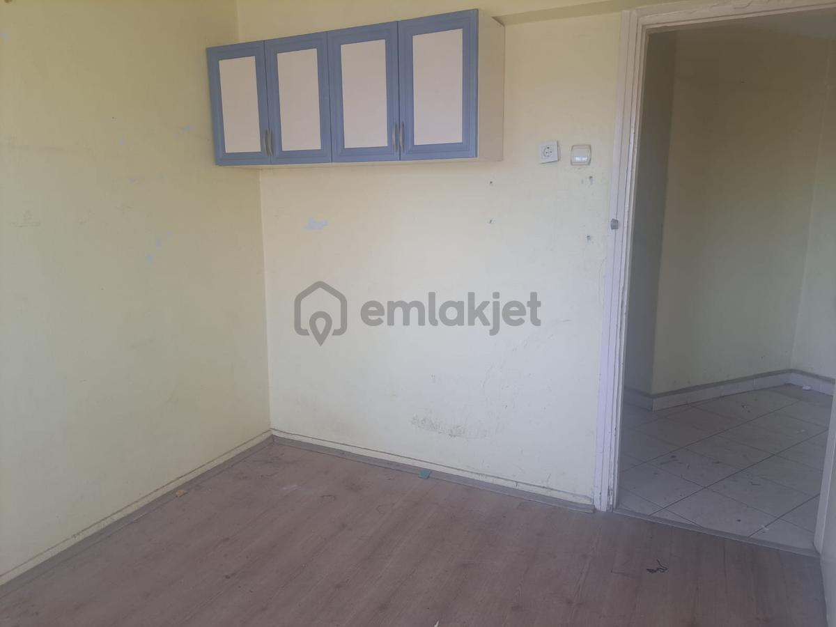 Aydın Efeler Orta Mahalle'de Satılık 2+1 Daire - 6