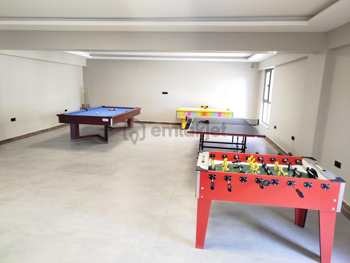 Sivas Yeşilyurt Mah. 4+1 Satılık Daire 140 M2 10. Kat - 8