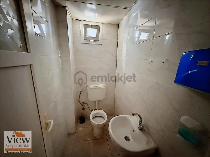 View'den Muhteşem Konumu İle Kiralık İşyeri - 7