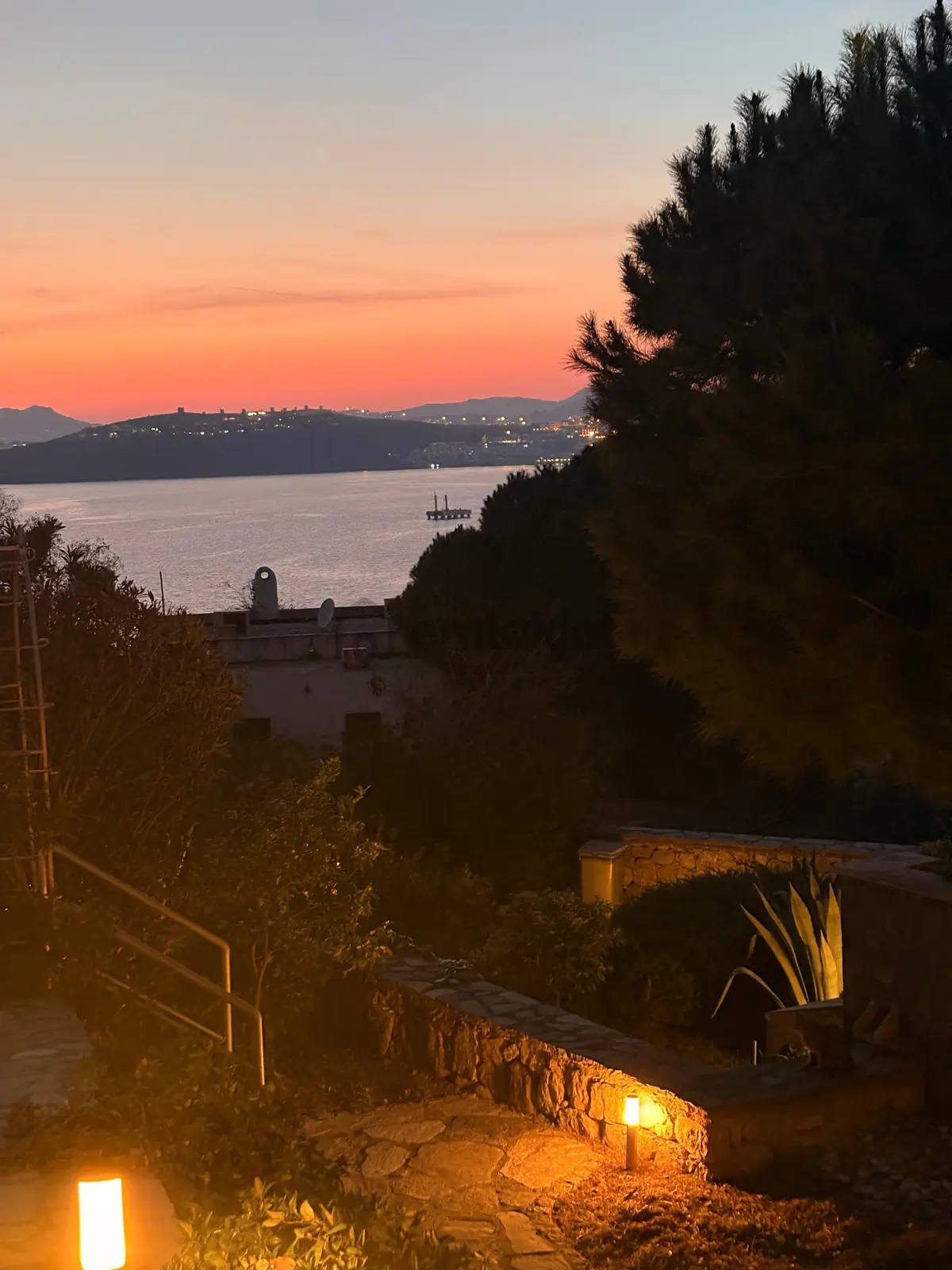 Bodrum Kumbahçede Denize 100 Metre Panoramik Manzaralı Daire - 5