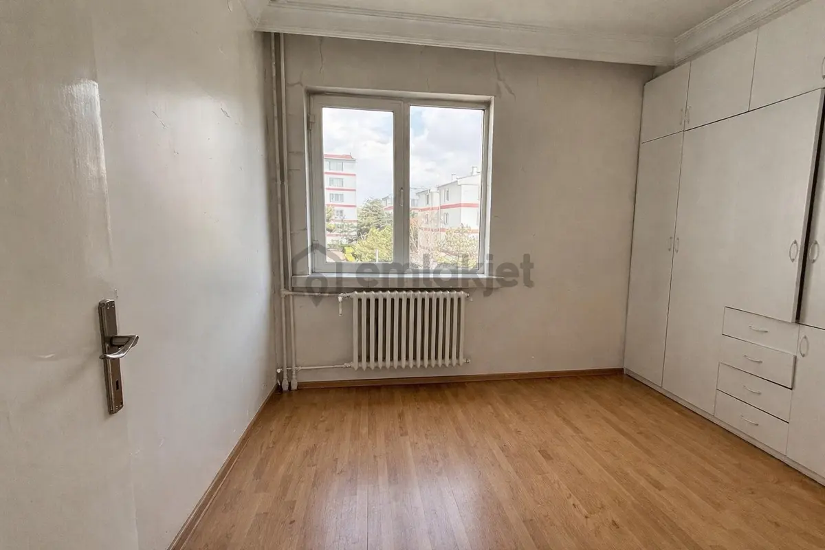 Batıkent'te Satılık 3+1 Daire, 100m², Kent Birlik Sitesi - 15