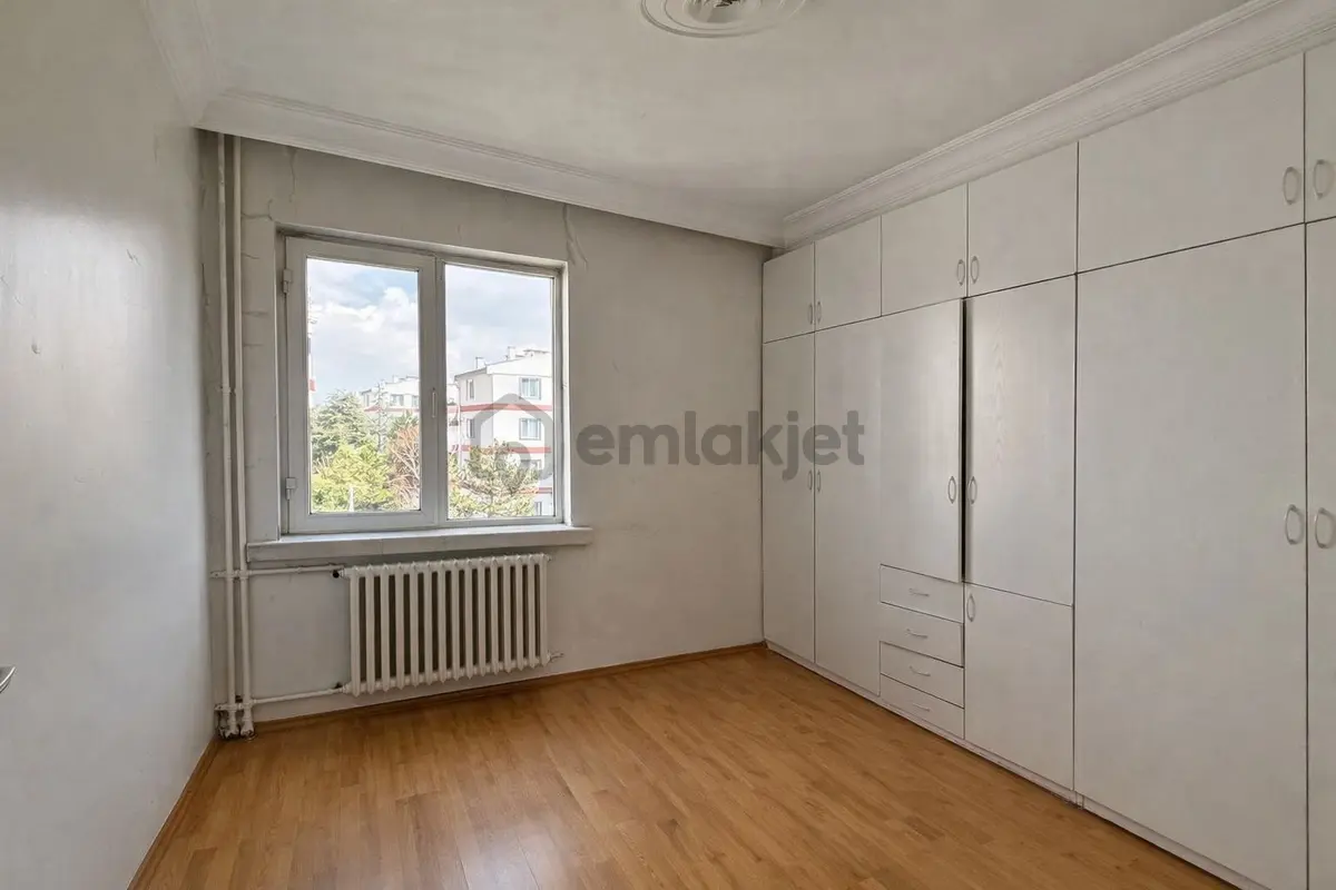 Batıkent'te Satılık 3+1 Daire, 100m², Kent Birlik Sitesi - 13