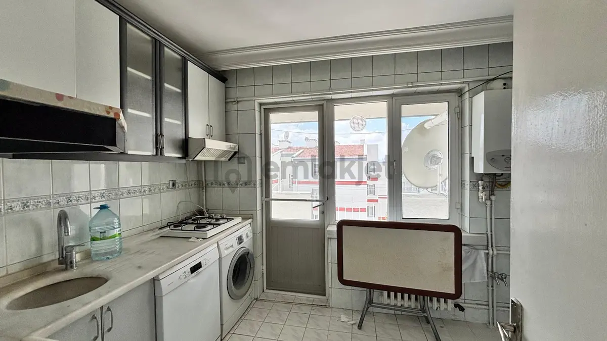 Batıkent'te Satılık 3+1 Daire, 100m², Kent Birlik Sitesi - 7