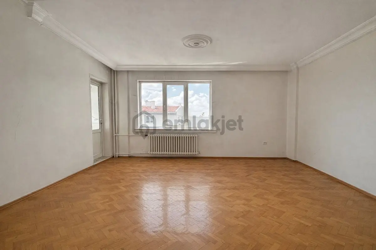 Batıkent'te Satılık 3+1 Daire, 100m², Kent Birlik Sitesi - 6
