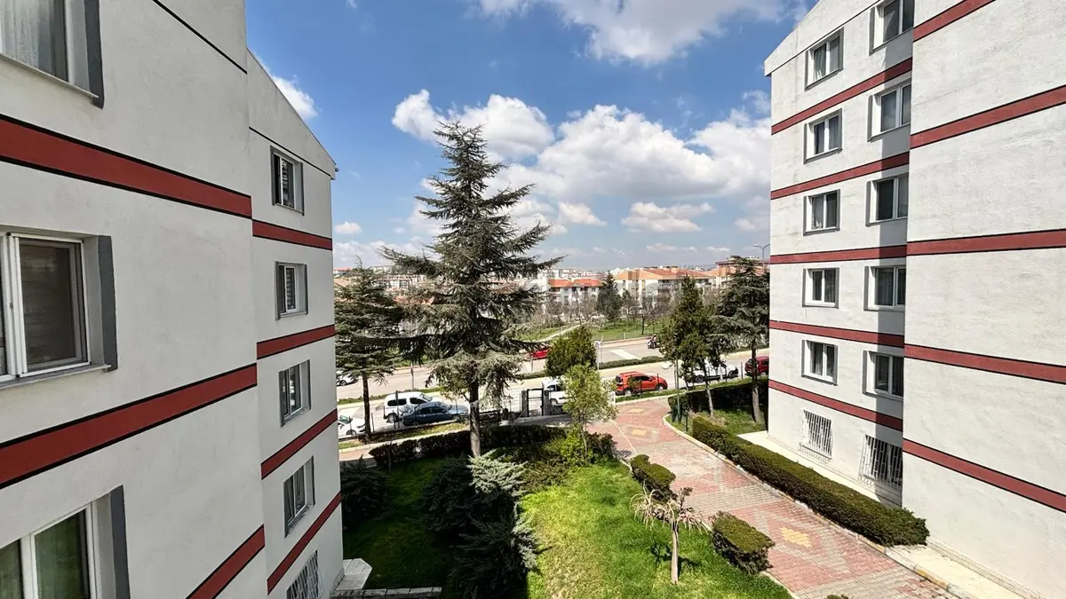 Batıkent'te Satılık 3+1 Daire, 100m², Kent Birlik Sitesi - 34