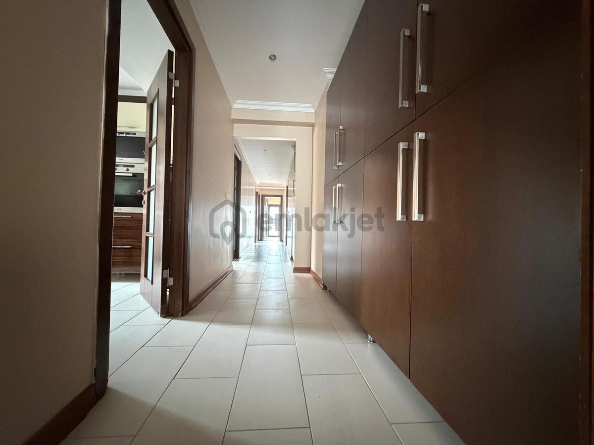 Bahçelievler Yayla'da Genç Binada 360m2 7+2 Lüks Dubleks - 21
