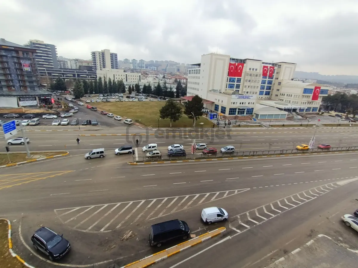 Malatya Caddesinde Satılık 3+1 Arakat 117 M² Lüx Ofis - 20