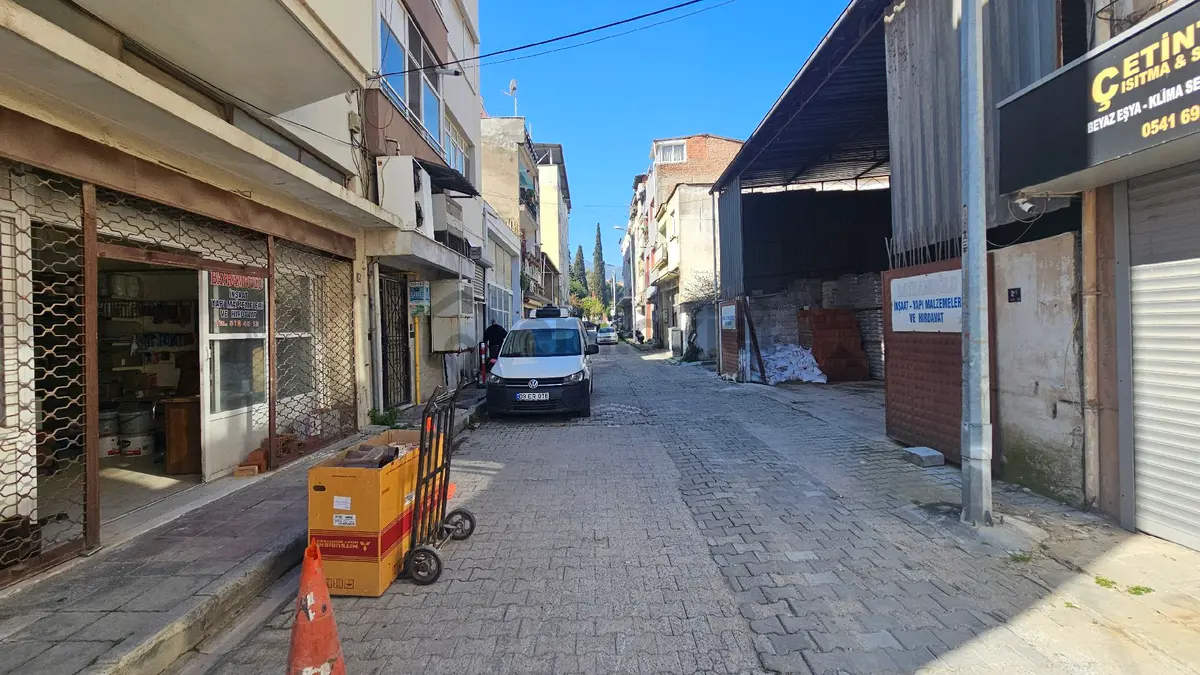 Söke Emlak Ofisinden Celtikçide Satılık Dükkan - 23