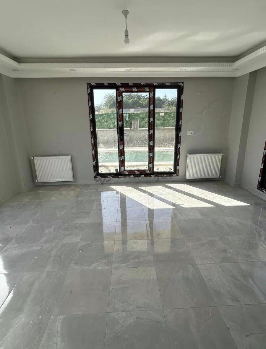 Barbaros'ta Deniz Manzaralı Havuzlu Dubleks Villa - 5