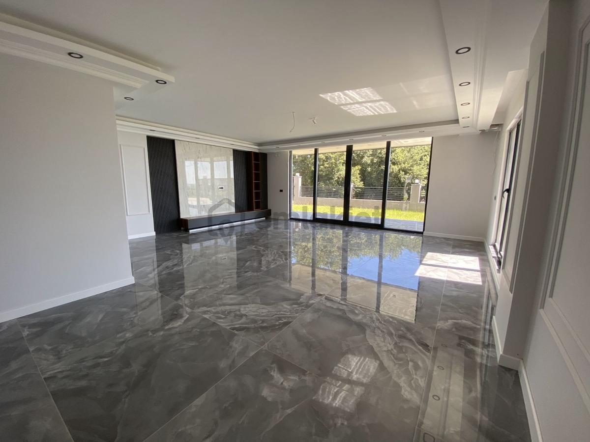 Alanlı Da Muhteşem Manzaralı Müstakil Villa - 2