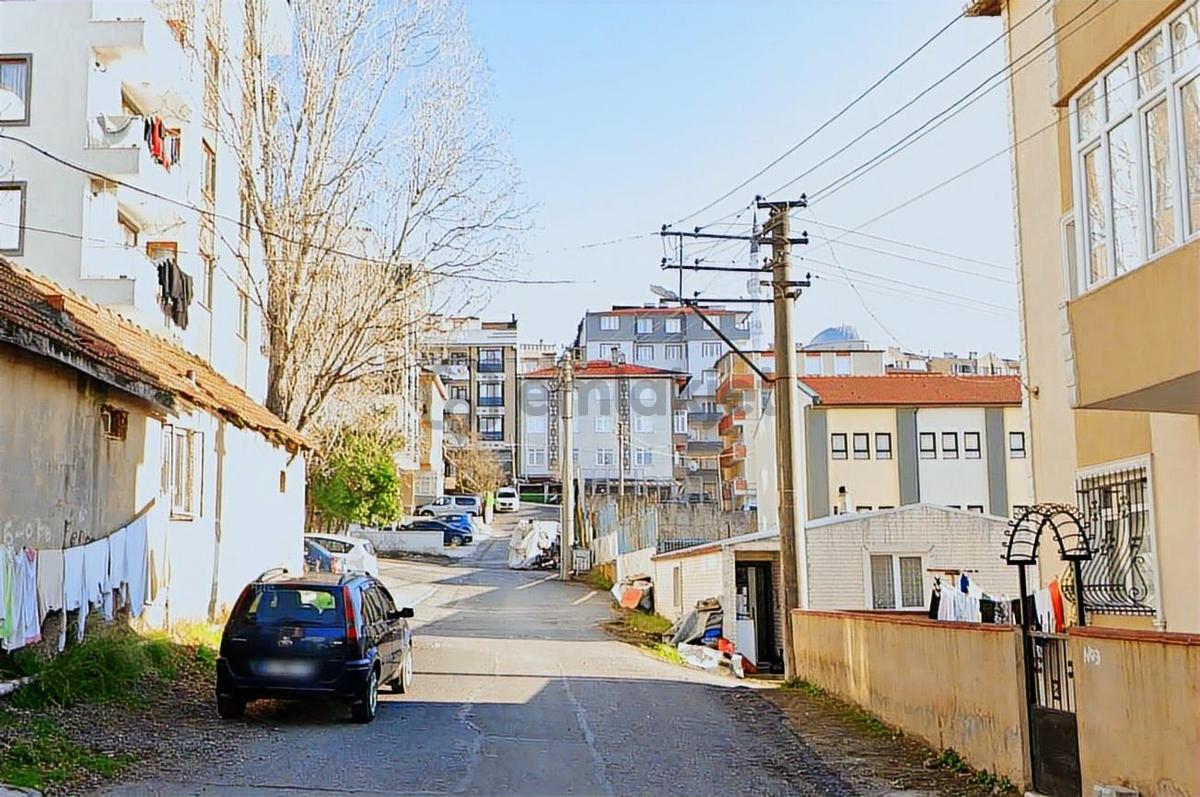 Yıldızlar'dan Barış Mahallesinde 330m2 Konut Arsası - 2