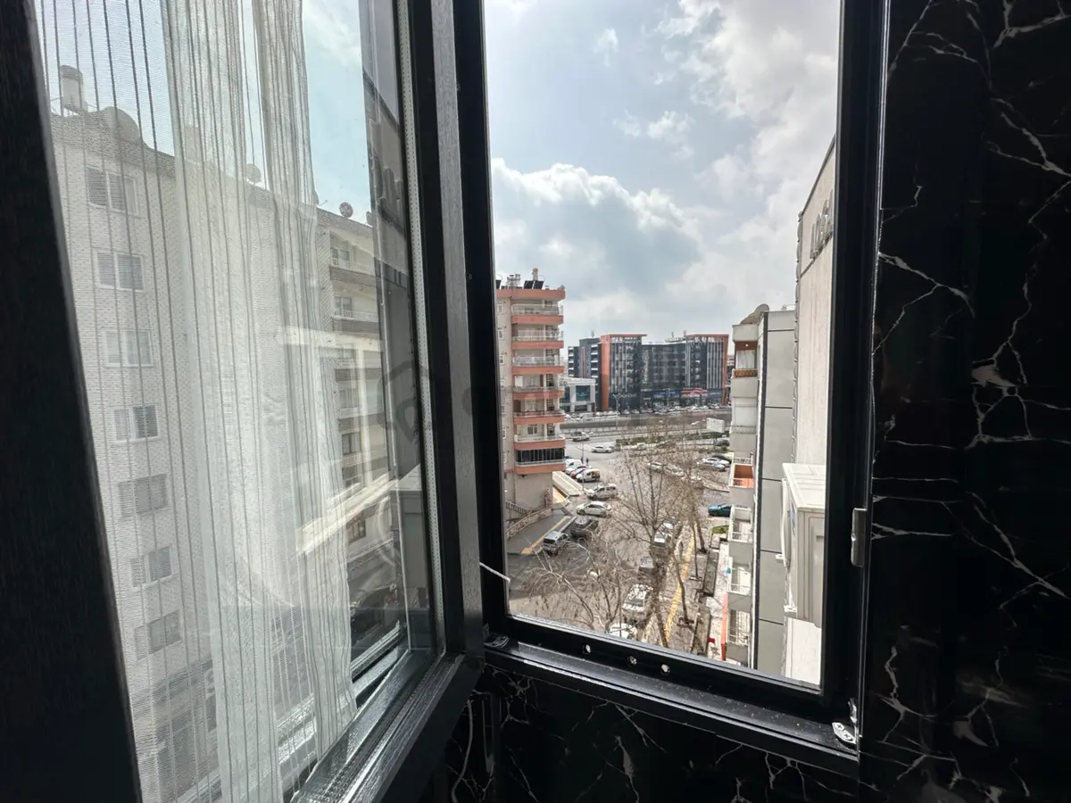 İçi Full Yapılı Satılık Daire - 12