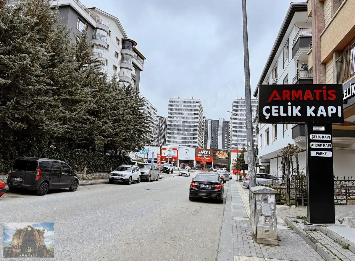 Sultan Fatih Cd.3 Bina Mesafede 30m2 Devren Ofis