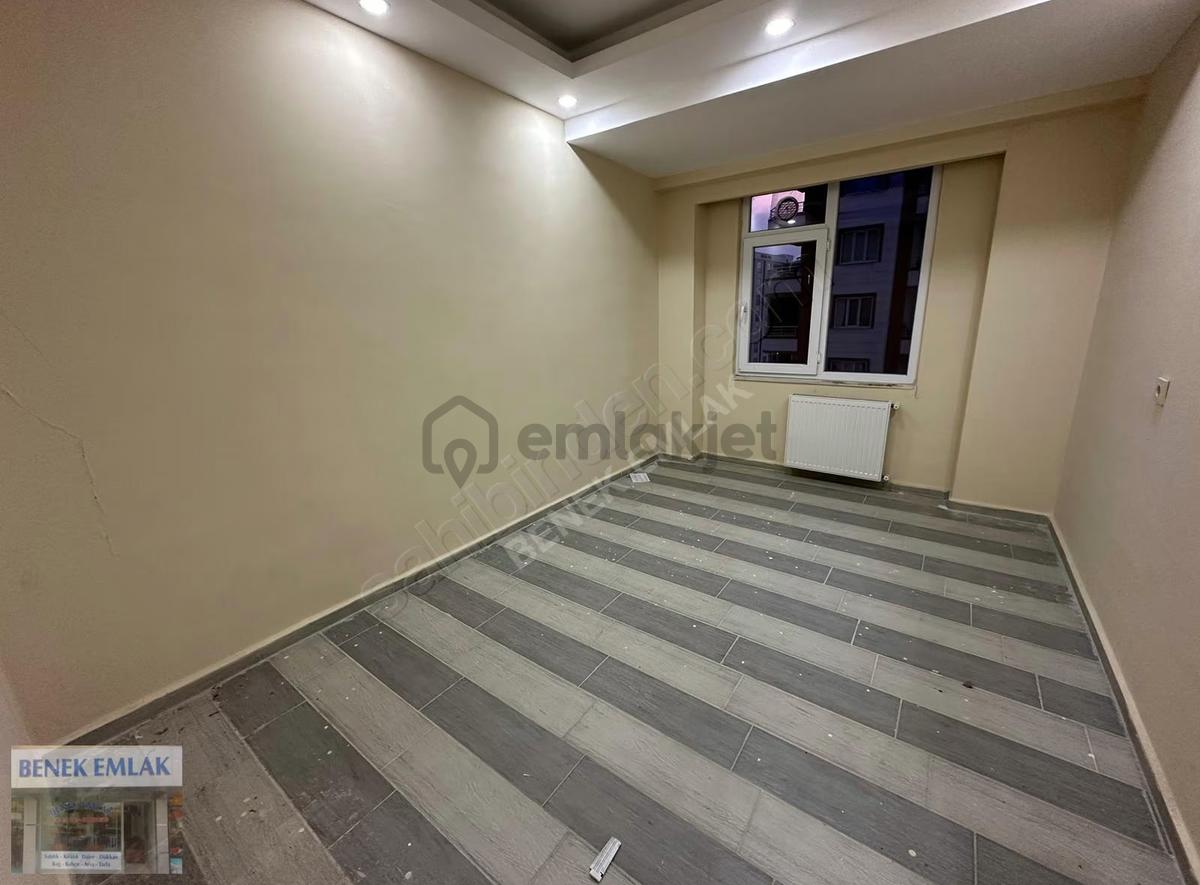 Benek Emlak Karşıyaka 1+1 Satılık Daire - 8
