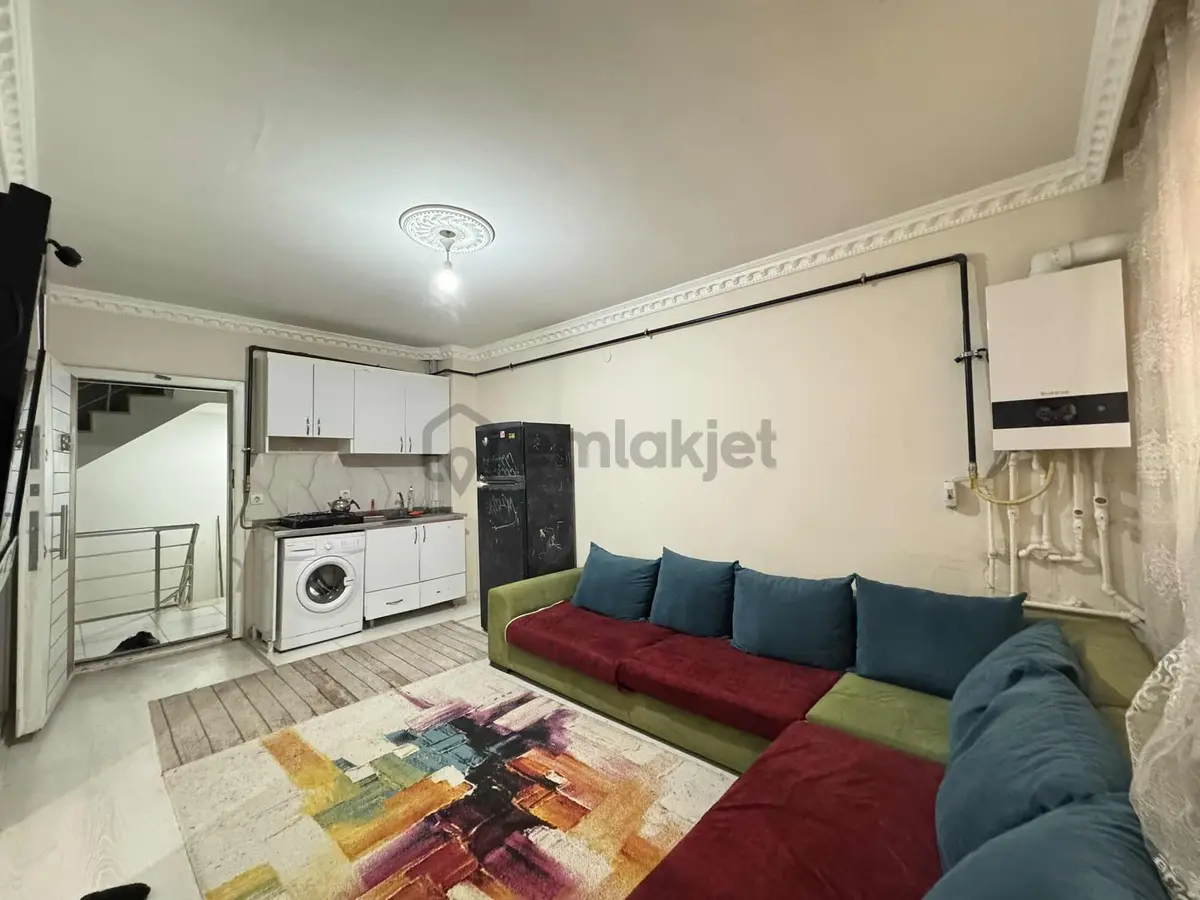 Van Yapı Emlak'tan Satılık 1+1 Eşyalı Daire 50 M2