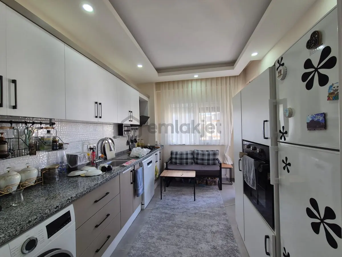 Acil Çamlıbelde Tramvaya 450m. İskanlı Asansörlü Geniş 2+1 Daire - 21