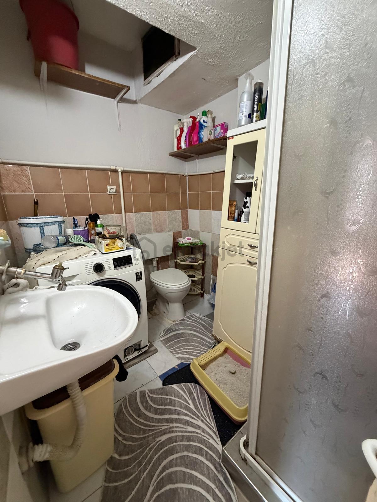 Demetten Kooperatif Evlerinde 2+1 Ara Kat, Kullanışlı Daire - 9