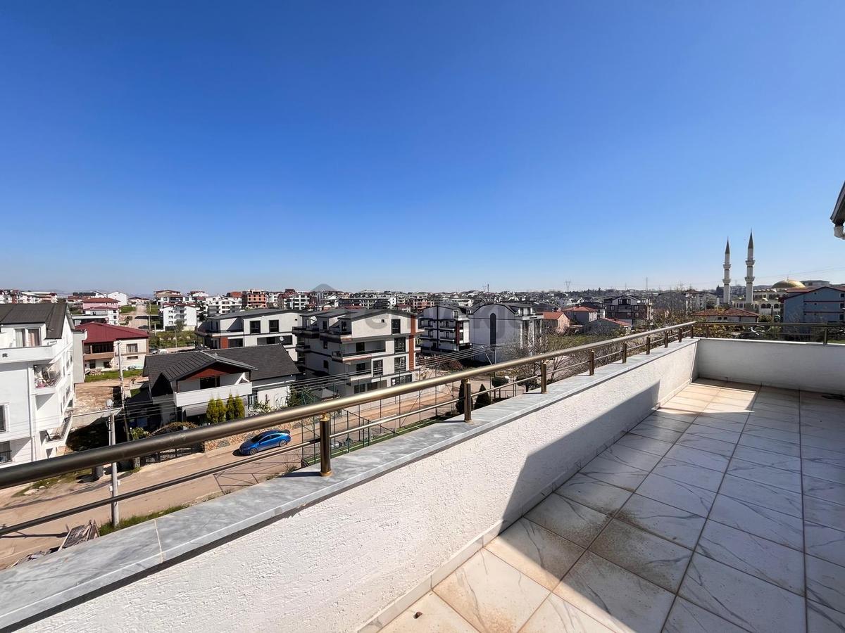 Başiskele Yeşilyurt 3+1 Eşyalı Kiralık Daire - 29