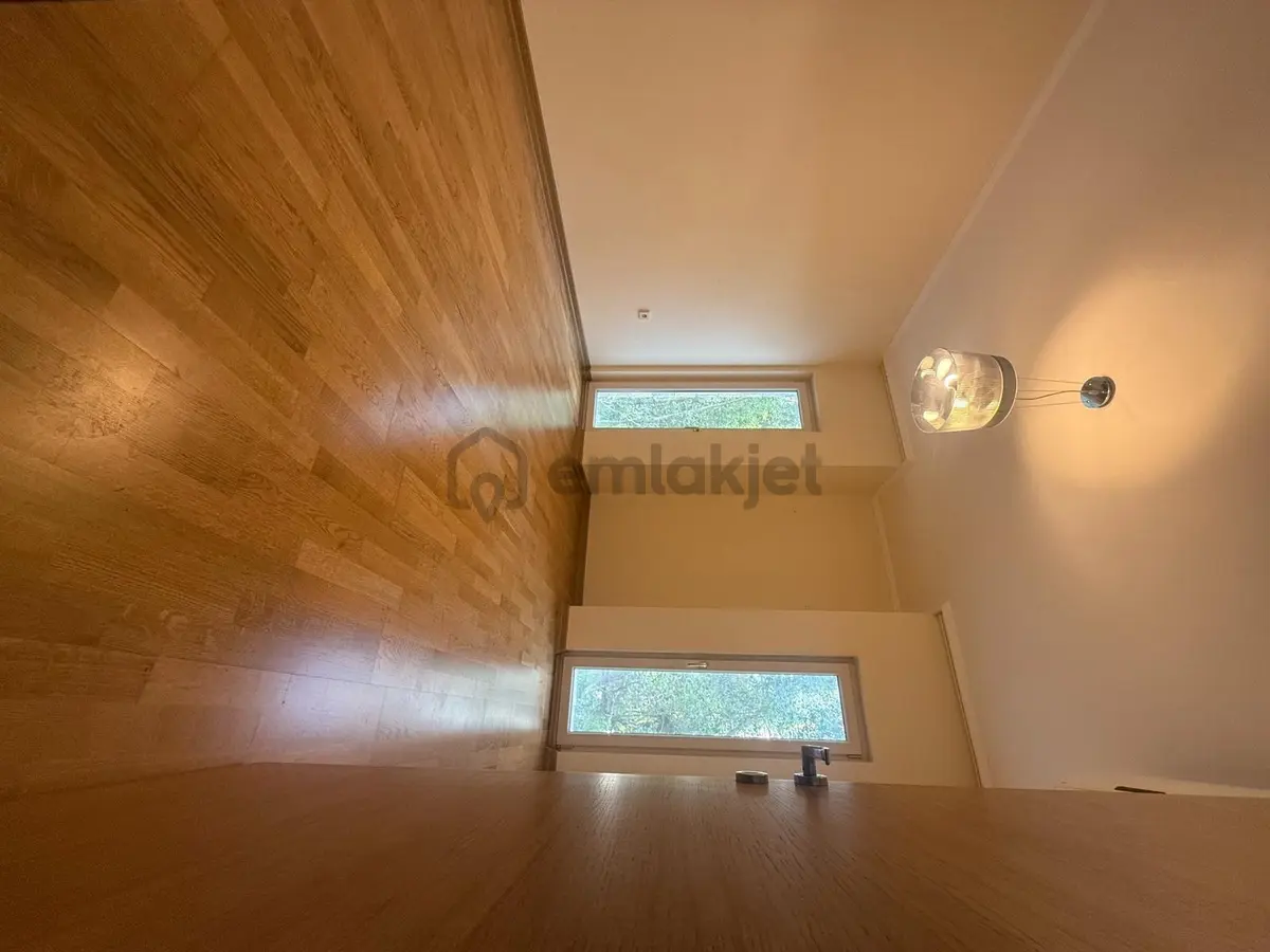 Bodrum Kumbahçede Ayrıcalıklı Konumda Denize Sıfır Bahçe Katı - 3