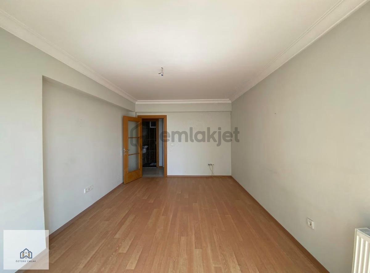 Yakacık Saklı Vadide Site İçerisinde Ara Kat 3+1 Satılık Daire - 3