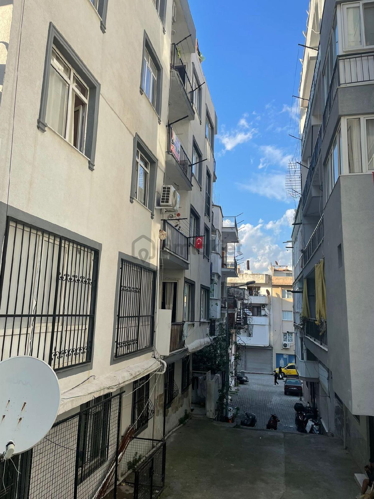 Kuşadası Satılık 4+2 Daire - 4