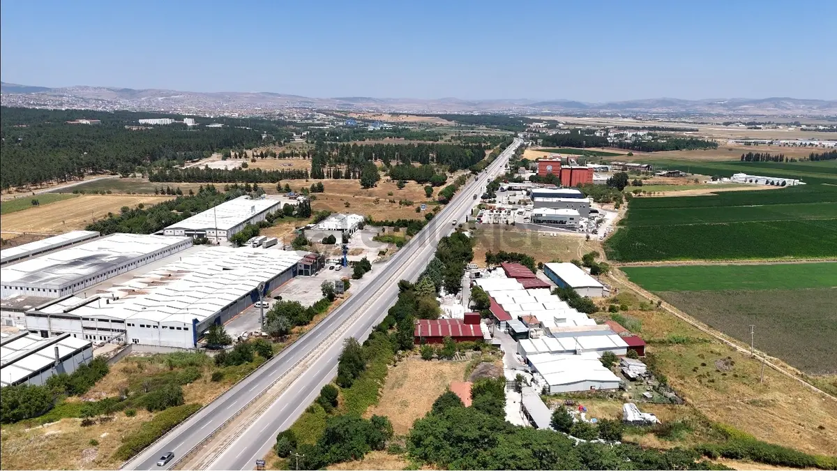 İzmir Yolu Üzerinde 8.746 M² Üretim Tesisi / Fabrika - 6