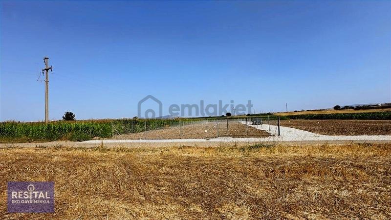 Kemalpaşa Kavaklıda Satılık 200 M2 İmar Dibi Hobi Bahçeleri - 3