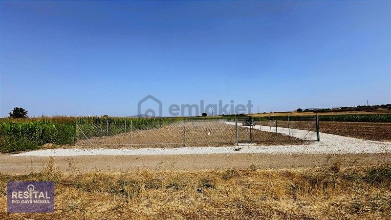 Kemalpaşa Kavaklıda Satılık 200 M2 İmar Dibi Hobi Bahçeleri - 9