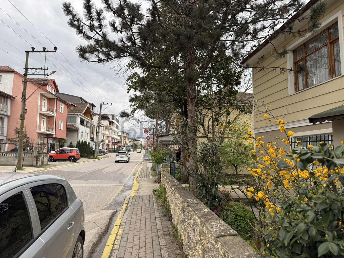 Emekevlerde 80 M2 Kiralık Dükkan - 3