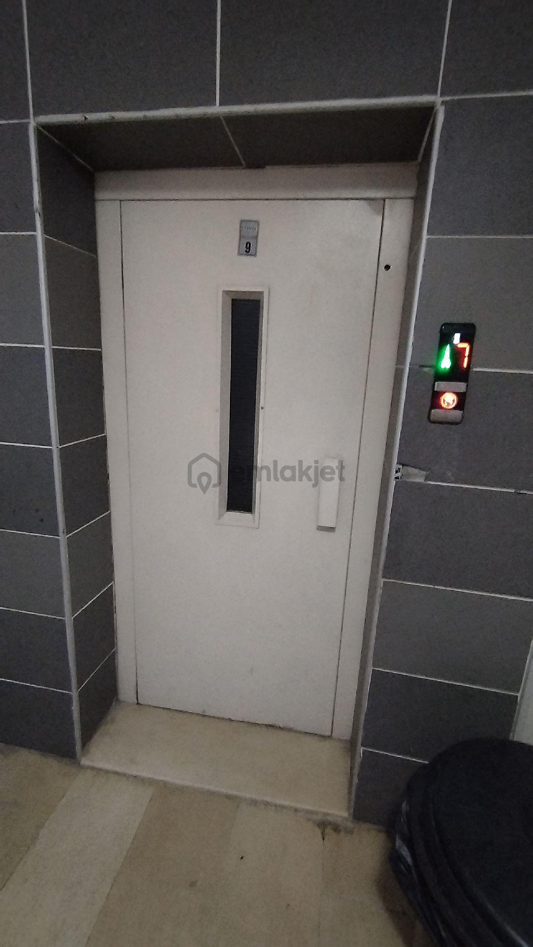 Kent Meydanı Civari Satılık Dublex Daire - 12
